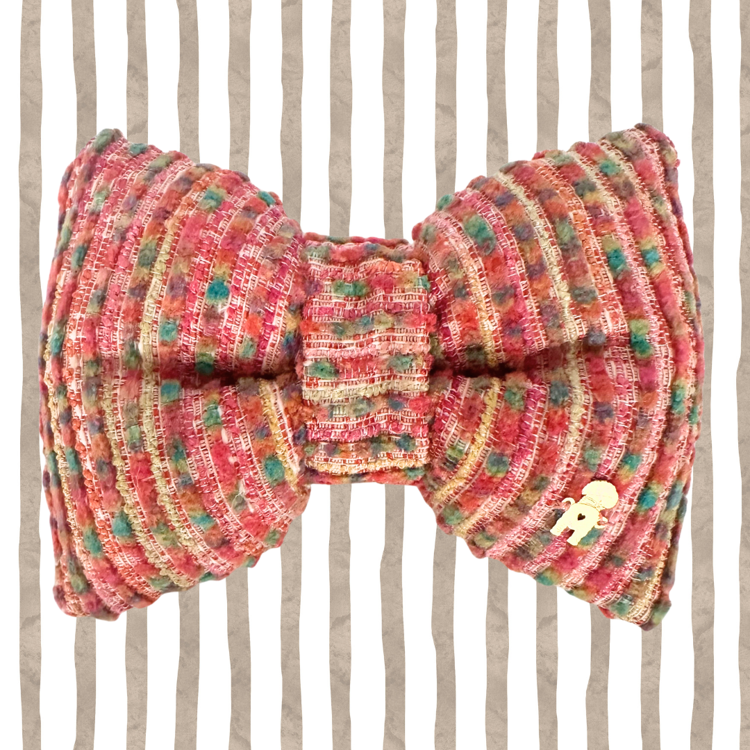 Make every walk a runway moment the Runway Bow Tie brings elegance, structure, and undeniable charm to your pup’s look.