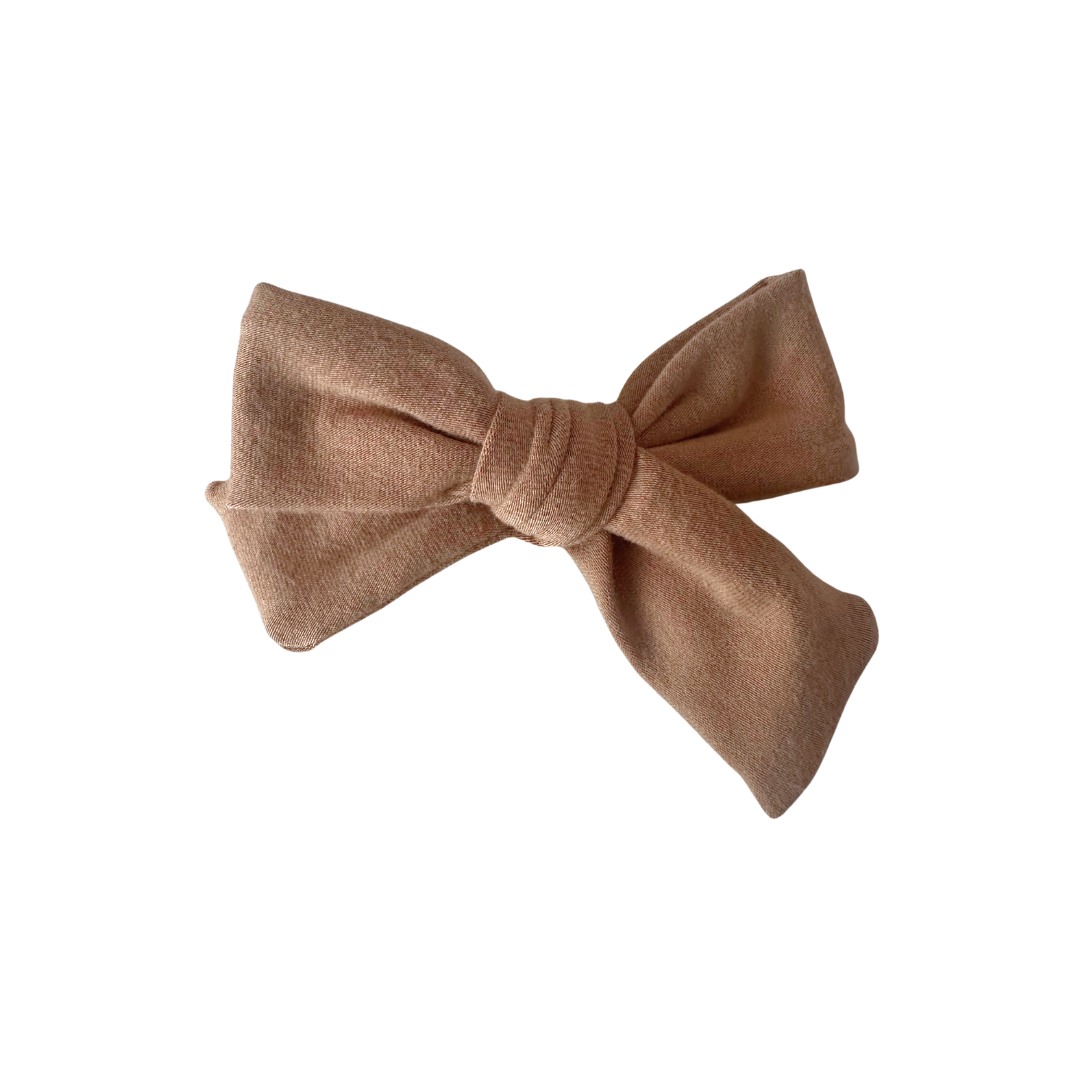 MOCHA CLIP BOW